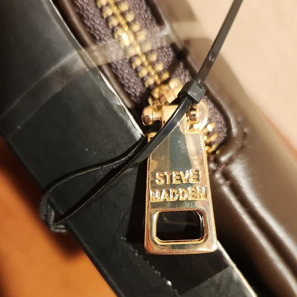 Steve Madden Dark Brown Clutch NIB - Picture 2 of 6